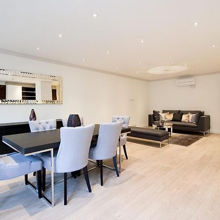 Stunning 2-Bedroom-Hosted By Sweetstay Londra Exterior foto